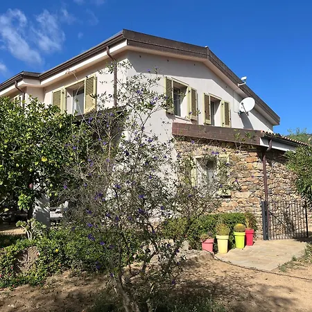 Rossofiore Bed & Breakfast